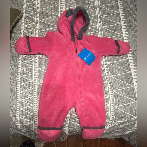 3-6 Months Baby Columbia Fleecy Onesie - Picture 1 of 3